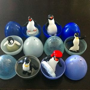 "Happy Feet" (BK toys) new in the Egg